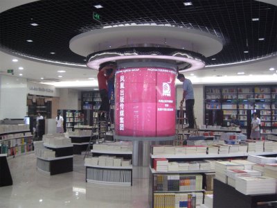 包柱旋转灯箱 包柱旋转广告灯箱制造 北京一块八科技